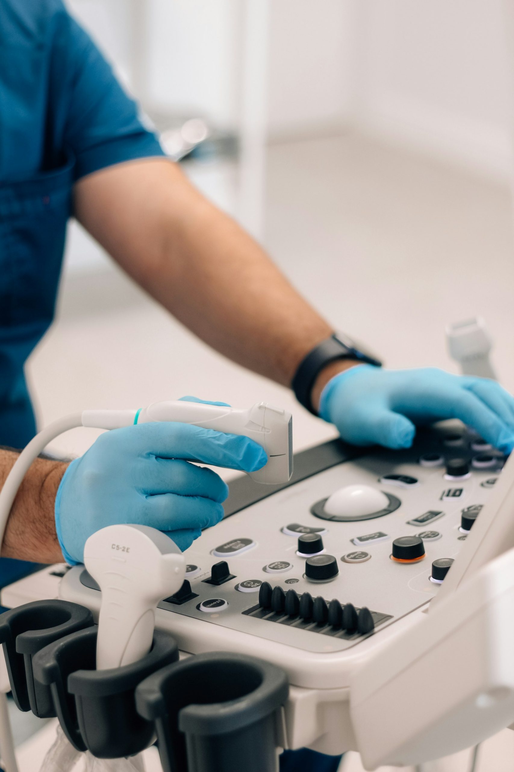 Duplex ultrasound machine used for vein mapping